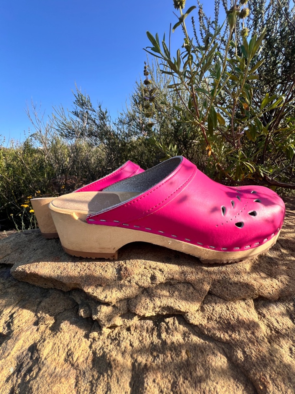 Verka Swedish Pink Leather Slip-On Clog/Mules - Picture 3 of 14